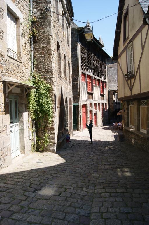 Au Fil De L'Eau - Le Bord De Rance Apartment Dinan Luaran gambar