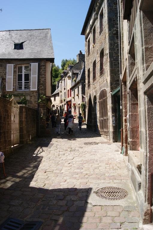 Au Fil De L'Eau - Le Bord De Rance Apartment Dinan Bilik gambar