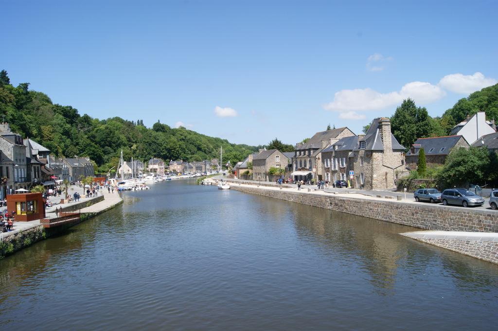 Au Fil De L'Eau - Le Bord De Rance Apartment Dinan Luaran gambar